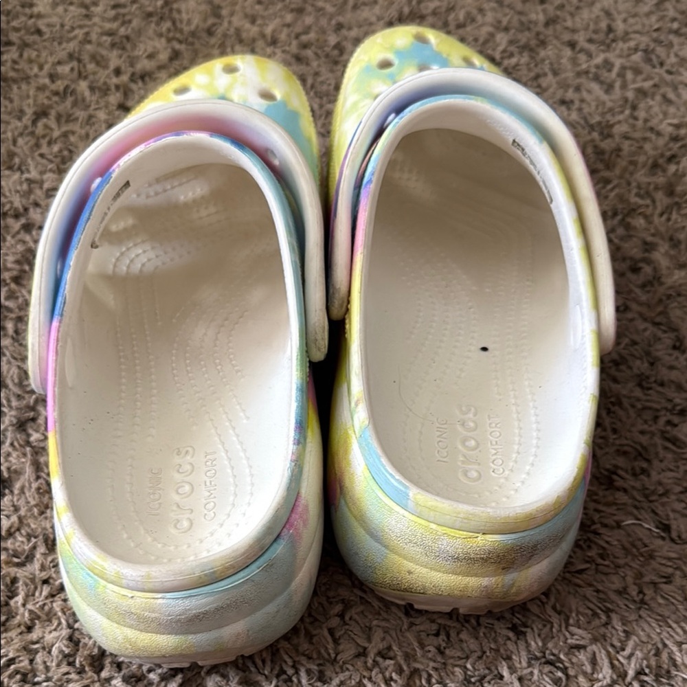 Colorful Clogs - Picture 3 of 5